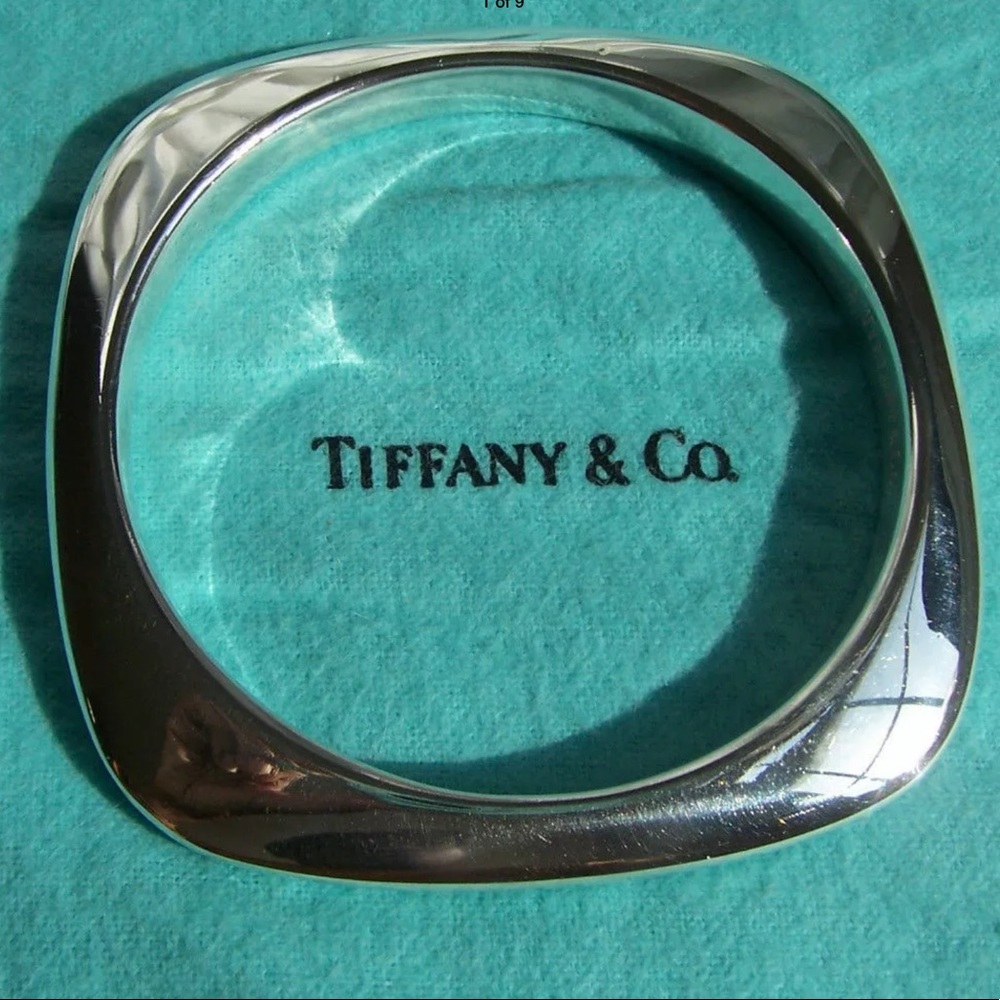 Tiffany & Co. Silver “Cushion” Collection Bangle